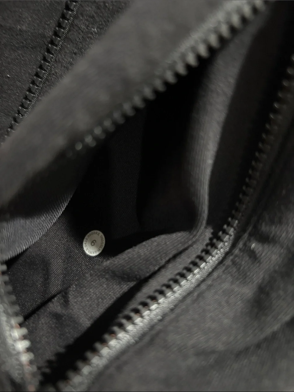 lululemon black define jacket size 6